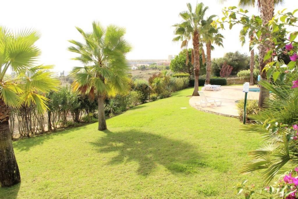 Great 2 Bedroom Apartment With Communal Pool Lagos Exteriör bild