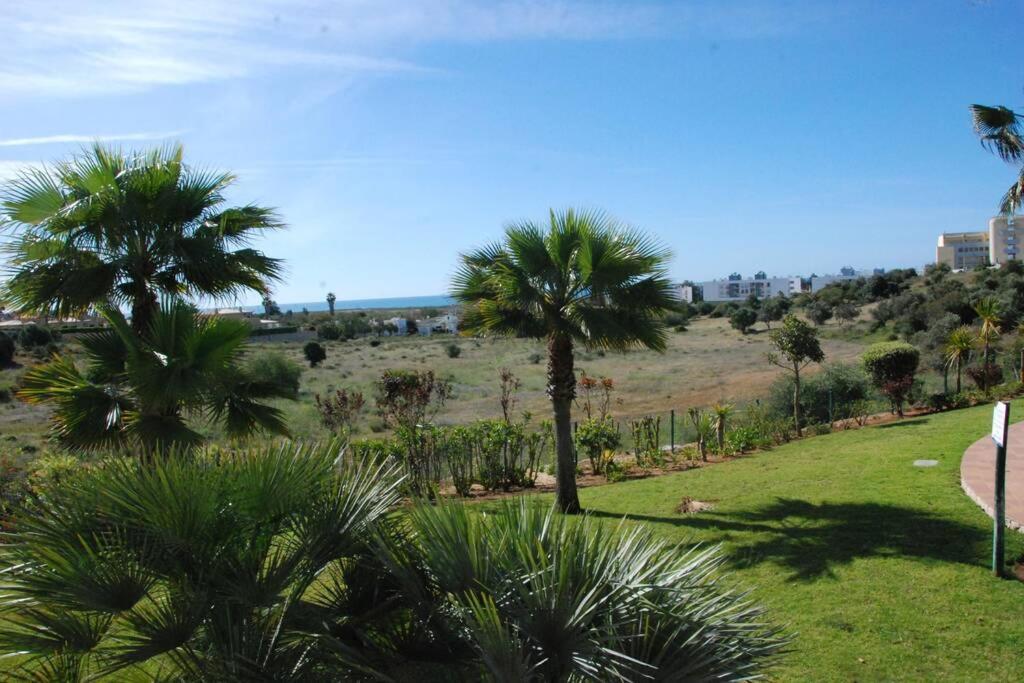 Great 2 Bedroom Apartment With Communal Pool Lagos Exteriör bild
