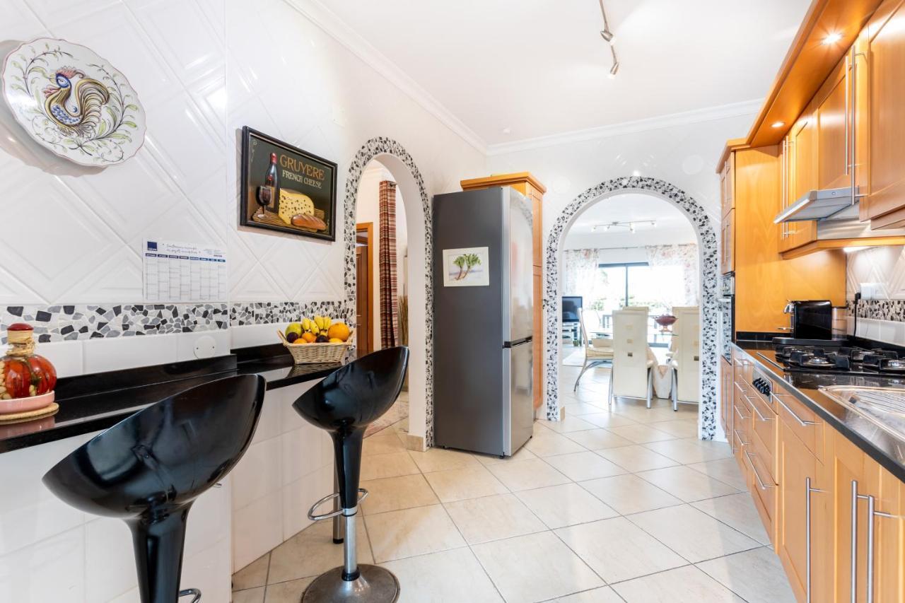 Great 2 Bedroom Apartment With Communal Pool Lagos Exteriör bild