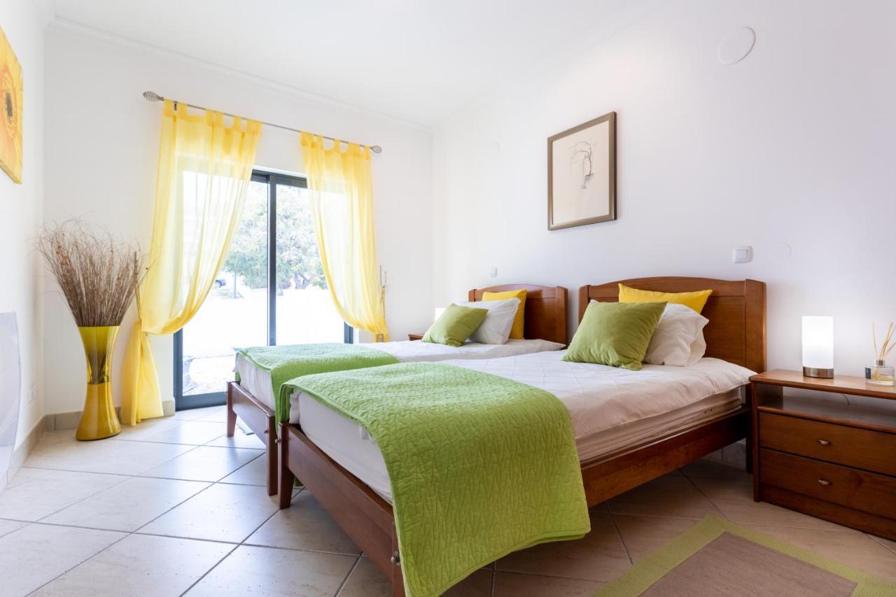 Great 2 Bedroom Apartment With Communal Pool Lagos Exteriör bild